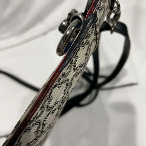 Brighton Initially Yours Heartburst Pouch White Multi Purse Crossbody - Picture 5 of 7